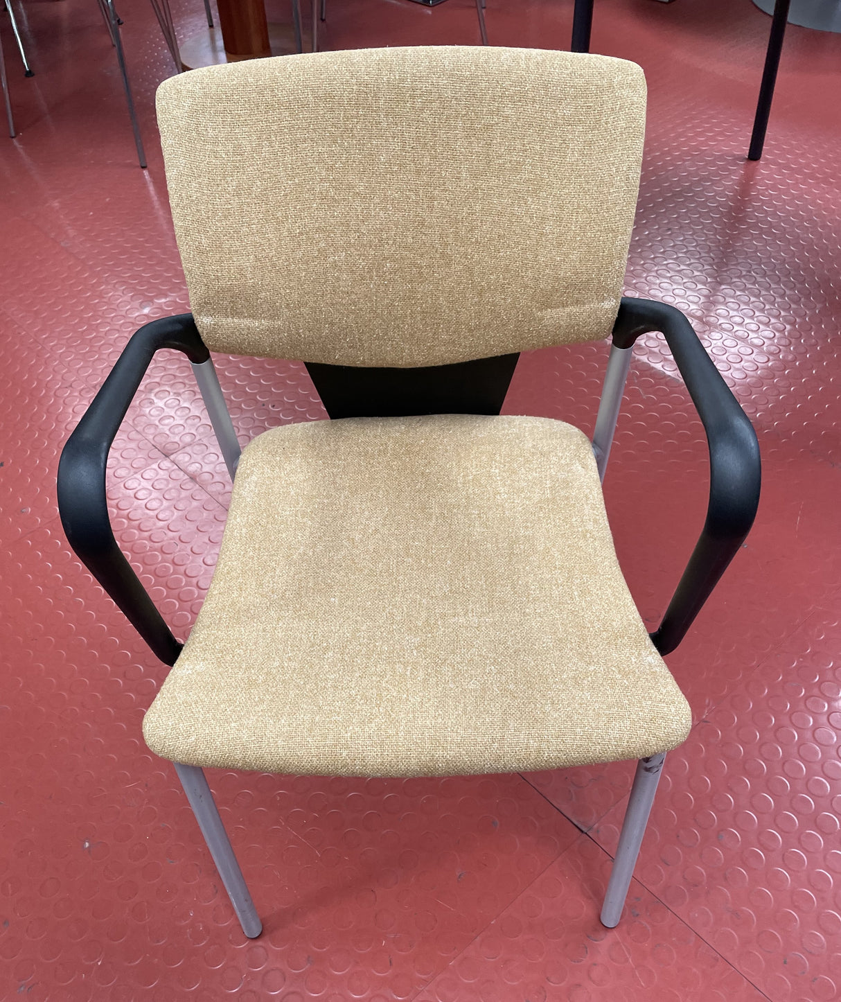 1200Dia Circular Table with 4 Chairs