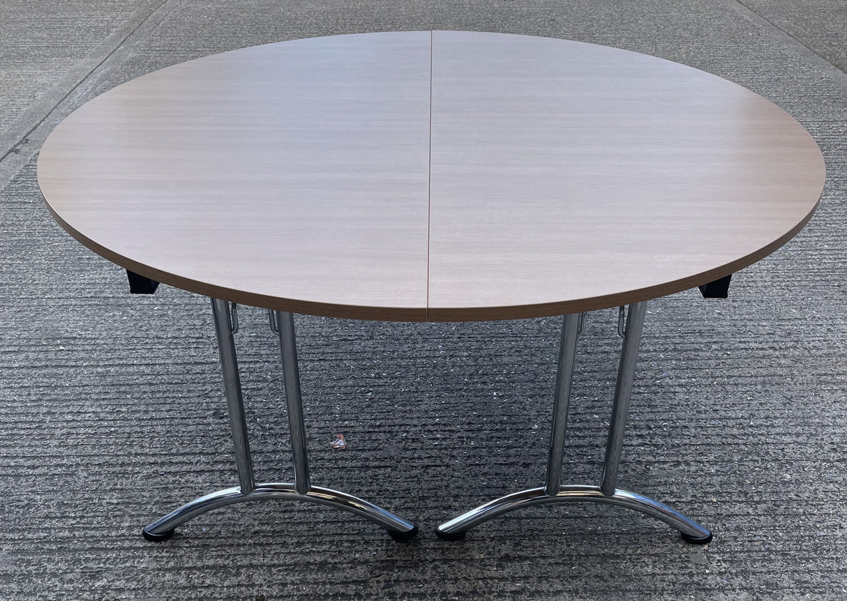 2 Part Folding Circular Table 1600mmDia