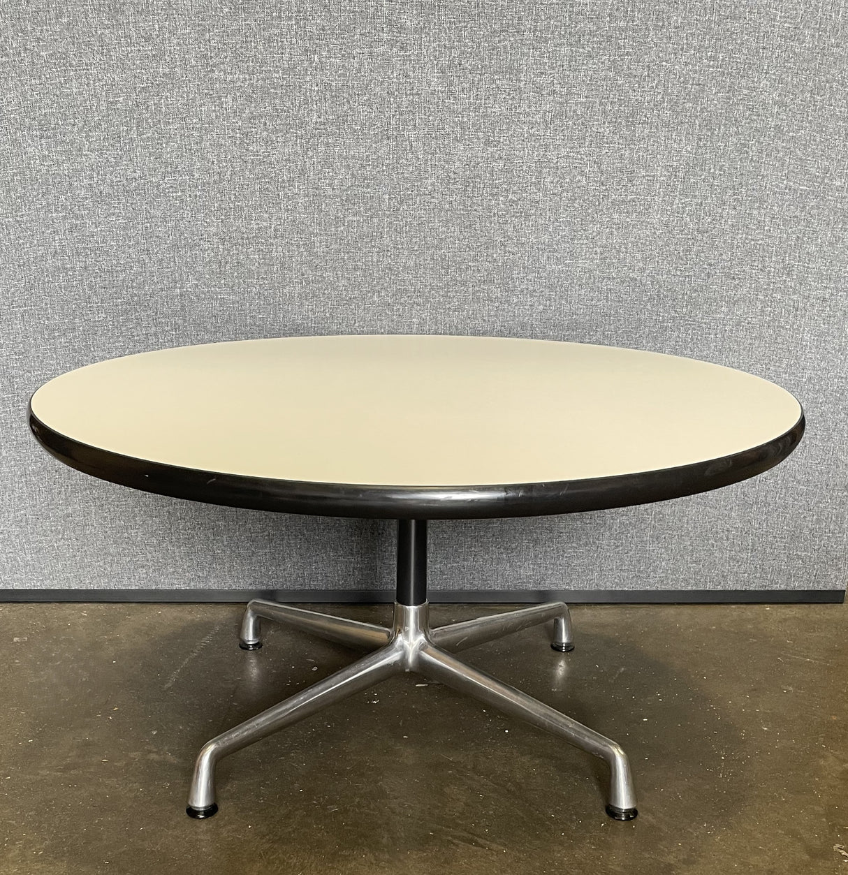 Charles Eames Circular Coffee Table