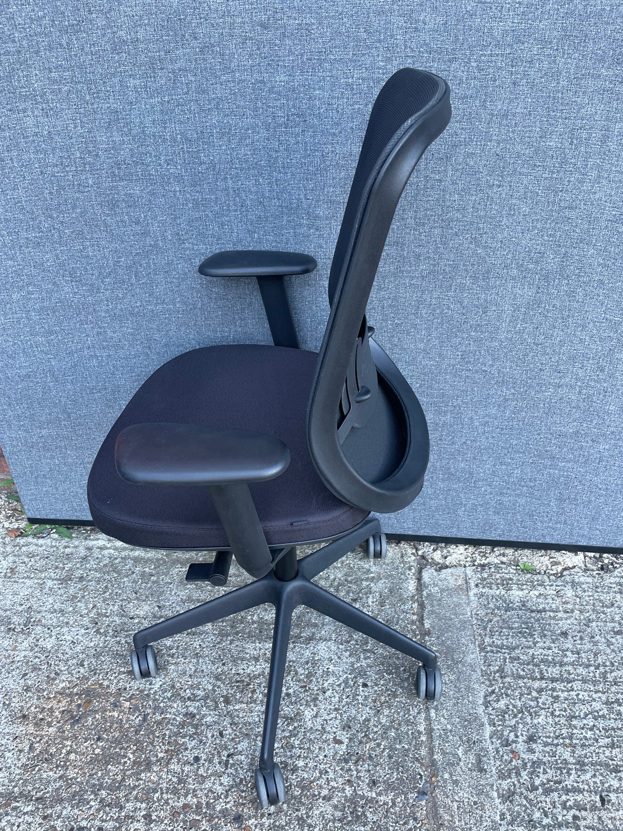 Mesh Back Task Chair Black