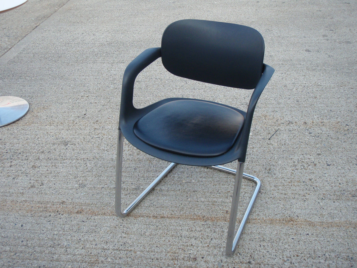 Allermuir Senator Chair