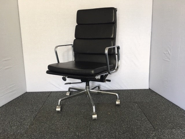 Black High Back Leather Italian Padded Desk Chair