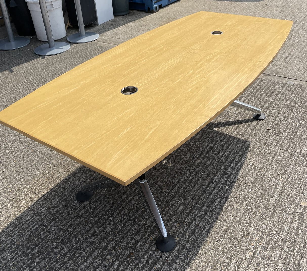 Boat Shaped Meeting Room Table 2000mm