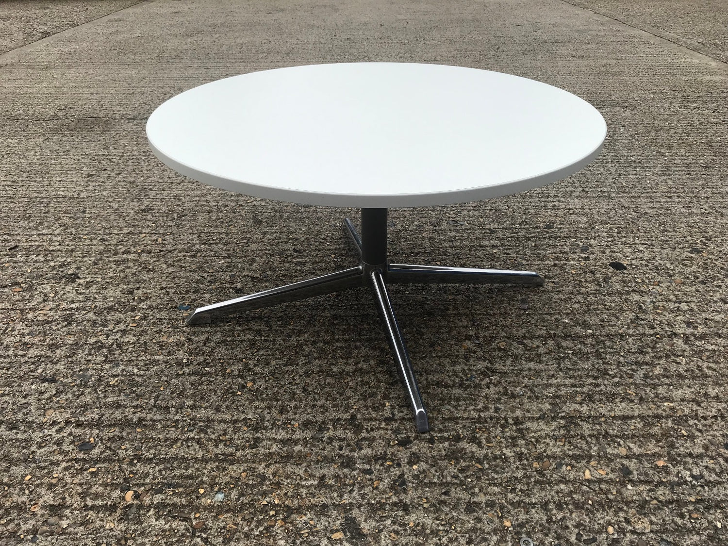 White Circular Coffee Table