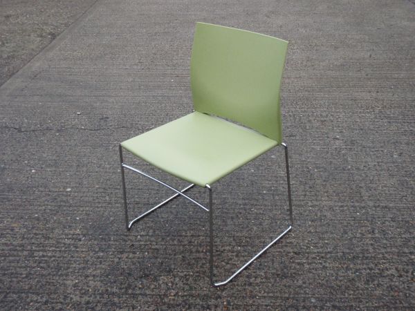 Green Connection Xpresso One Stacking Chair