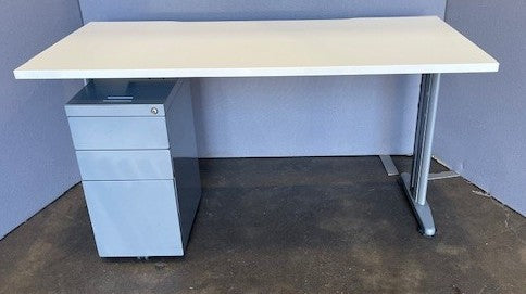 Cable Managed Straight Desk 1400mmW