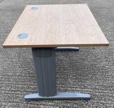Oak Grey Frame Desk 800 x 800