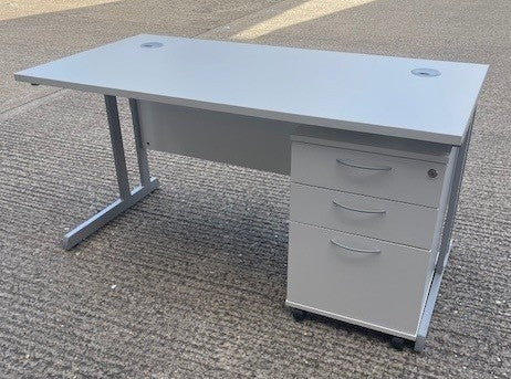 Straight Desk 1400x700mm + Pedestal White
