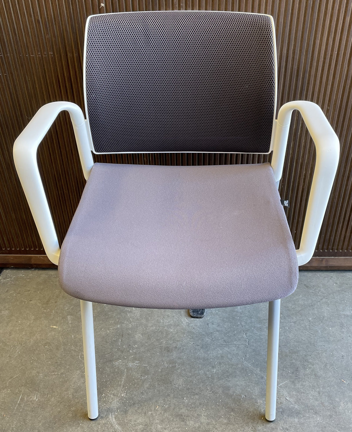 Edge Design Mesh Back Visitor Chair