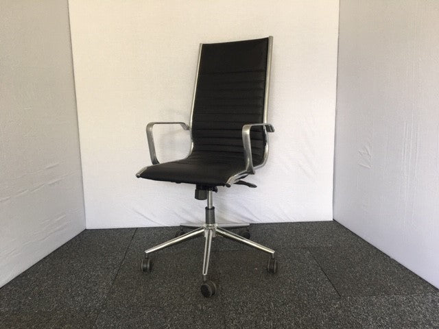 Italian High Back Ribbed Desk Chair