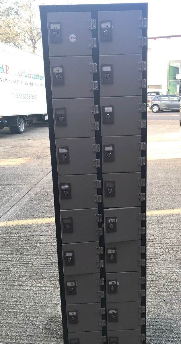 Coffee & Cream 20 Door Lockers