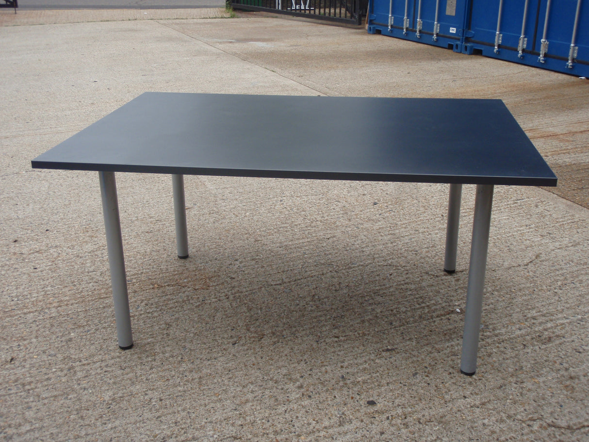 Black Top Table Grey Legs