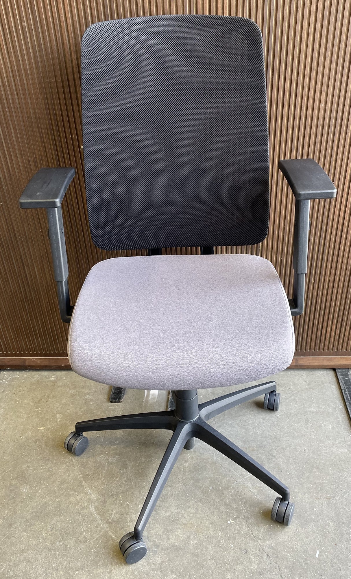 OCEE Absolute Mesh Back Task Chair