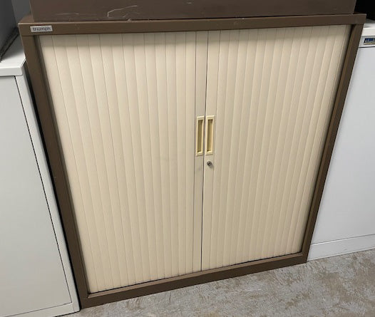 Triumph Coffe & Cream 2 Door Tambour Storage