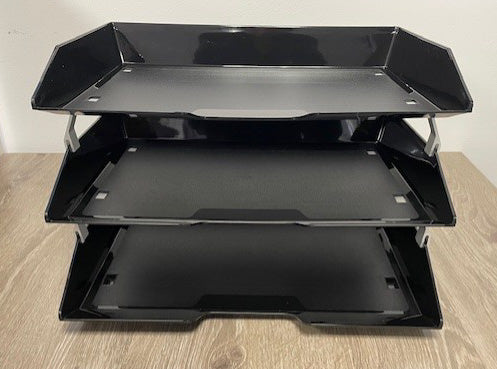 Black 3 Tier Landscape In Out Tray With Silver Risers