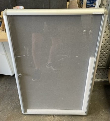 Glazed Ali Frame Door Notice Board 900 x 600