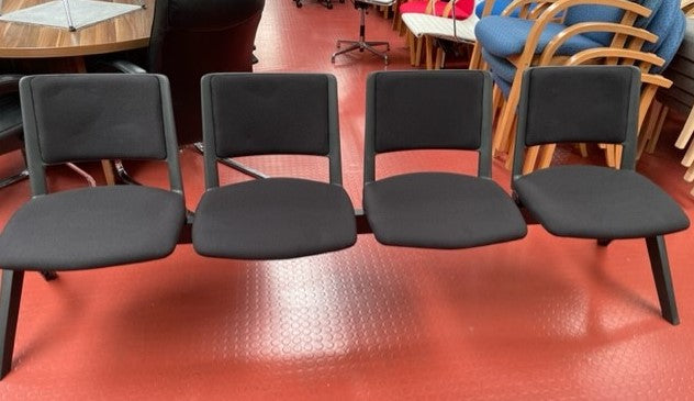 Black Seat & Black Frame Beam 4 Seater Unit