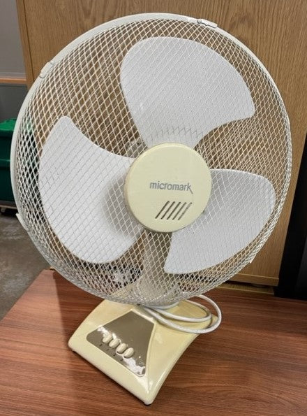 Cream Micromark Desk Top Fan