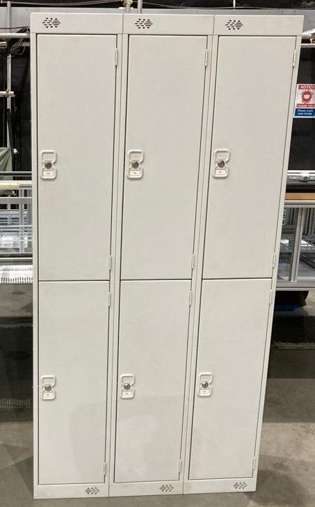 Grey 2 Door Triple Lockers