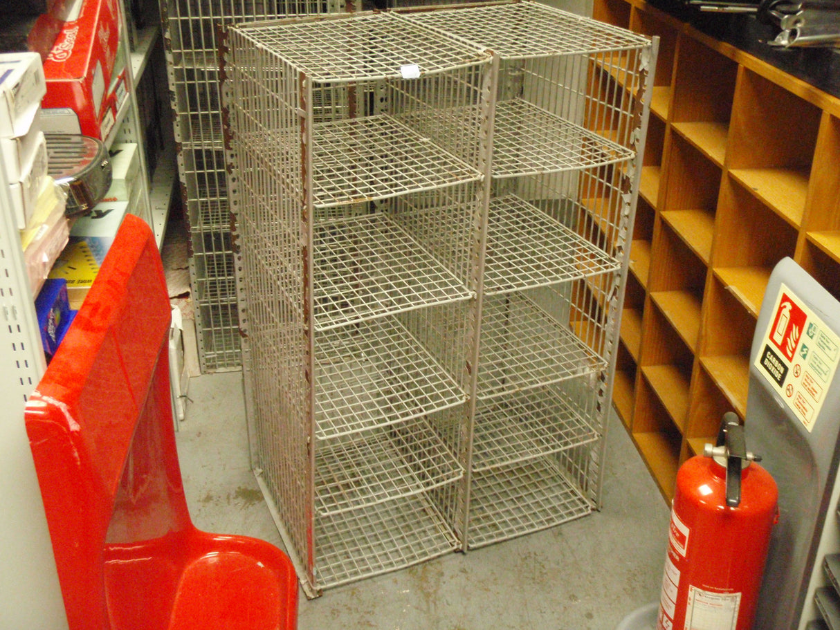 Wire Mesh Double Post Cabinet
