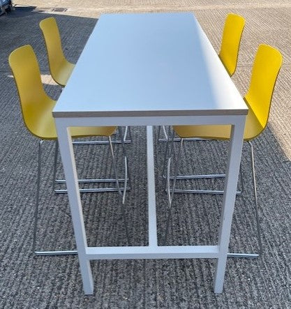 Bistro High Table & 4 High Stools