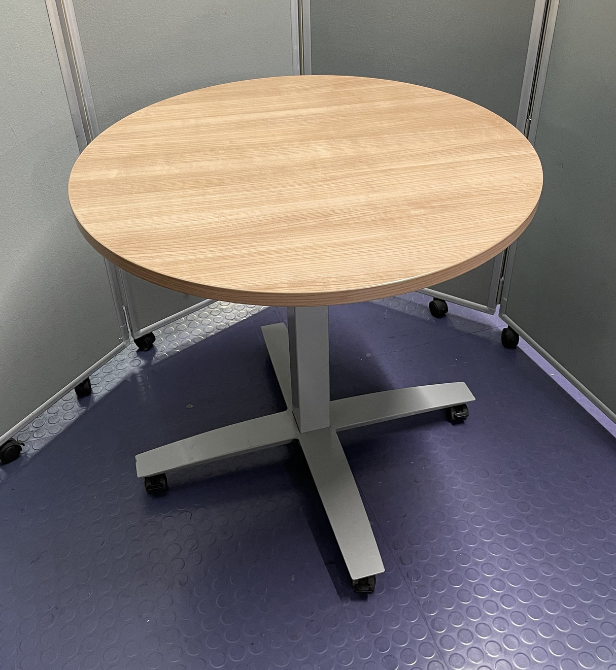 Circular Height Adjustable Meeting Table