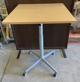 Bene Square Height Adjustable Table