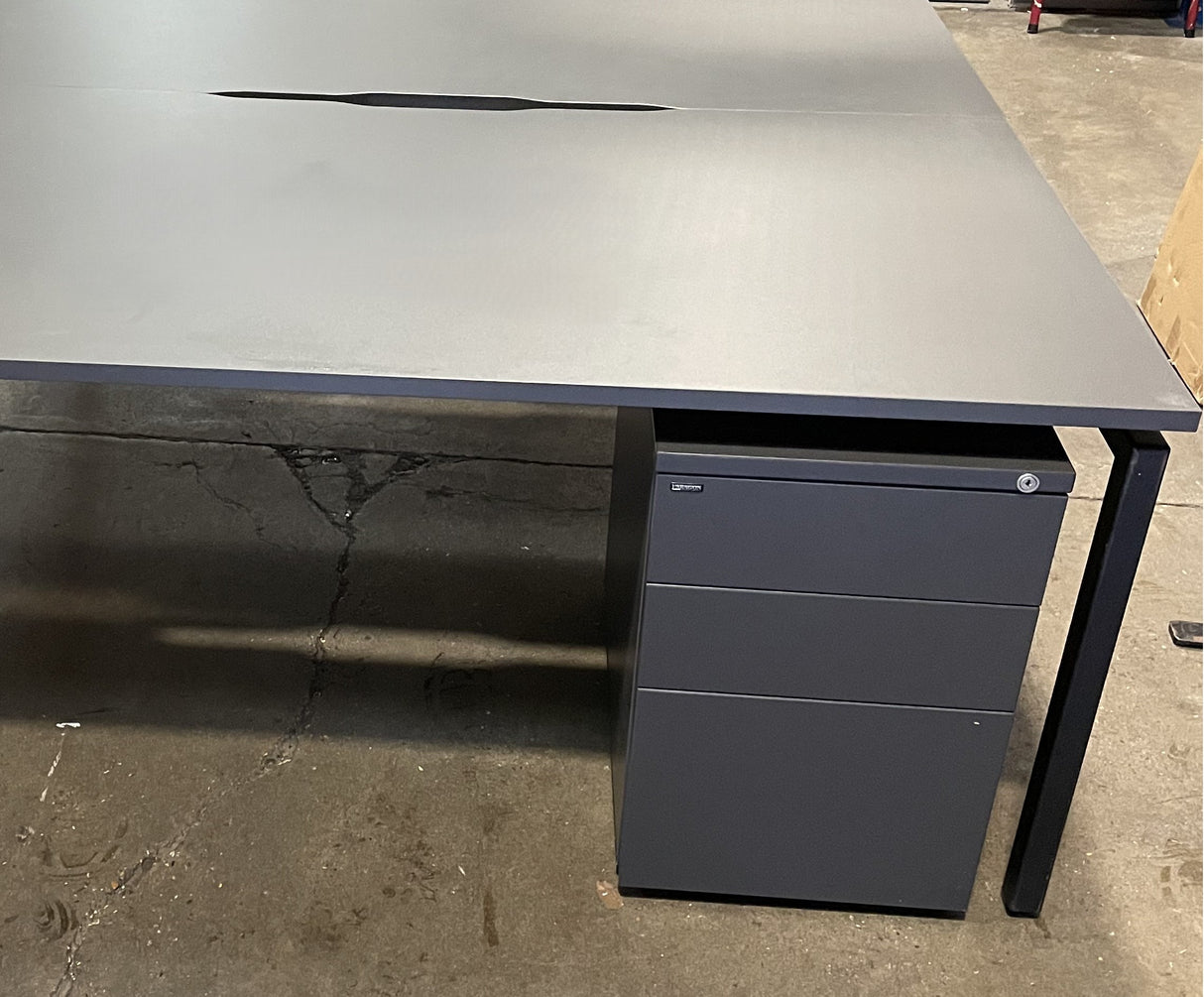 4 User Double Bench Desks