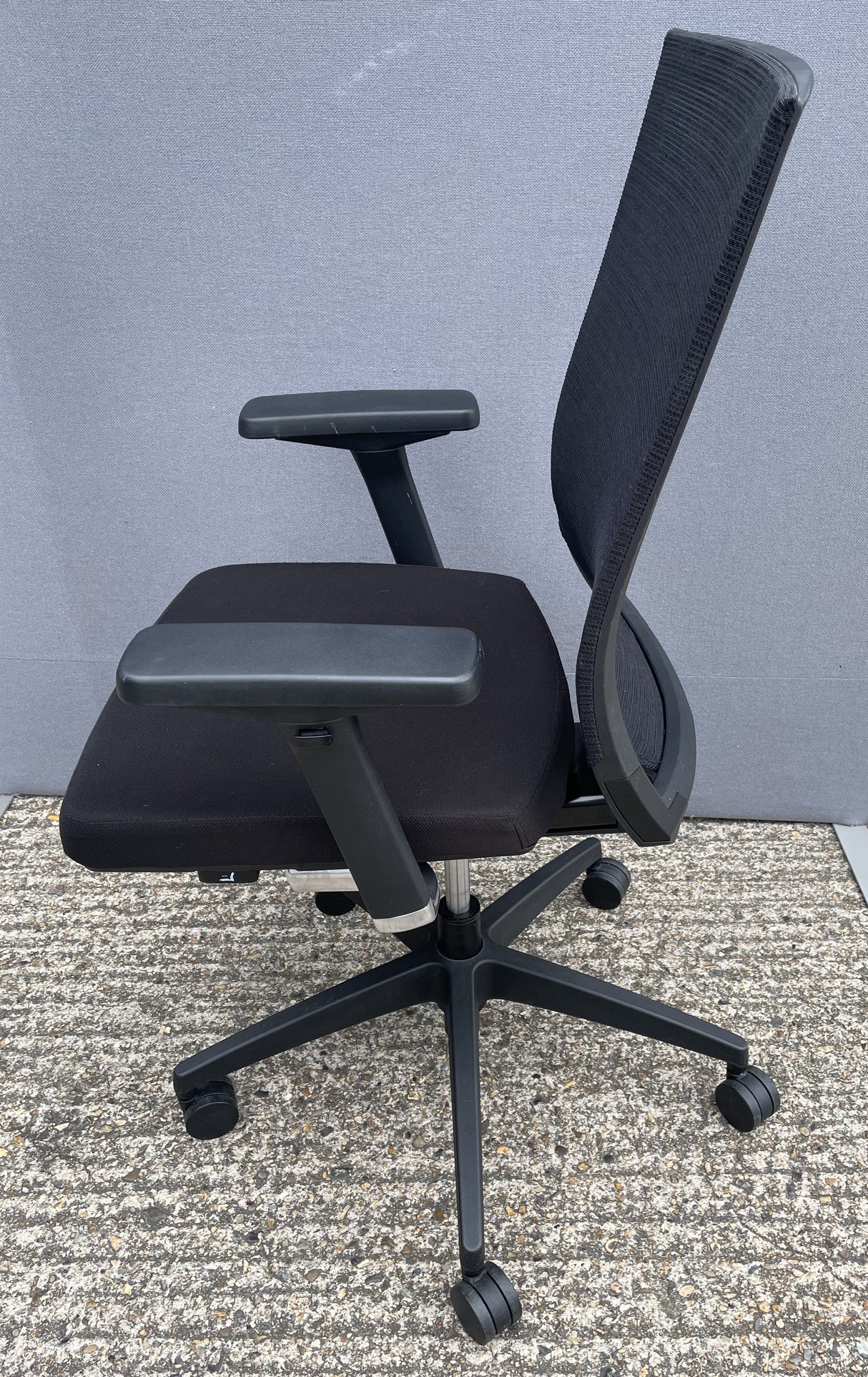 KI Operator Chair