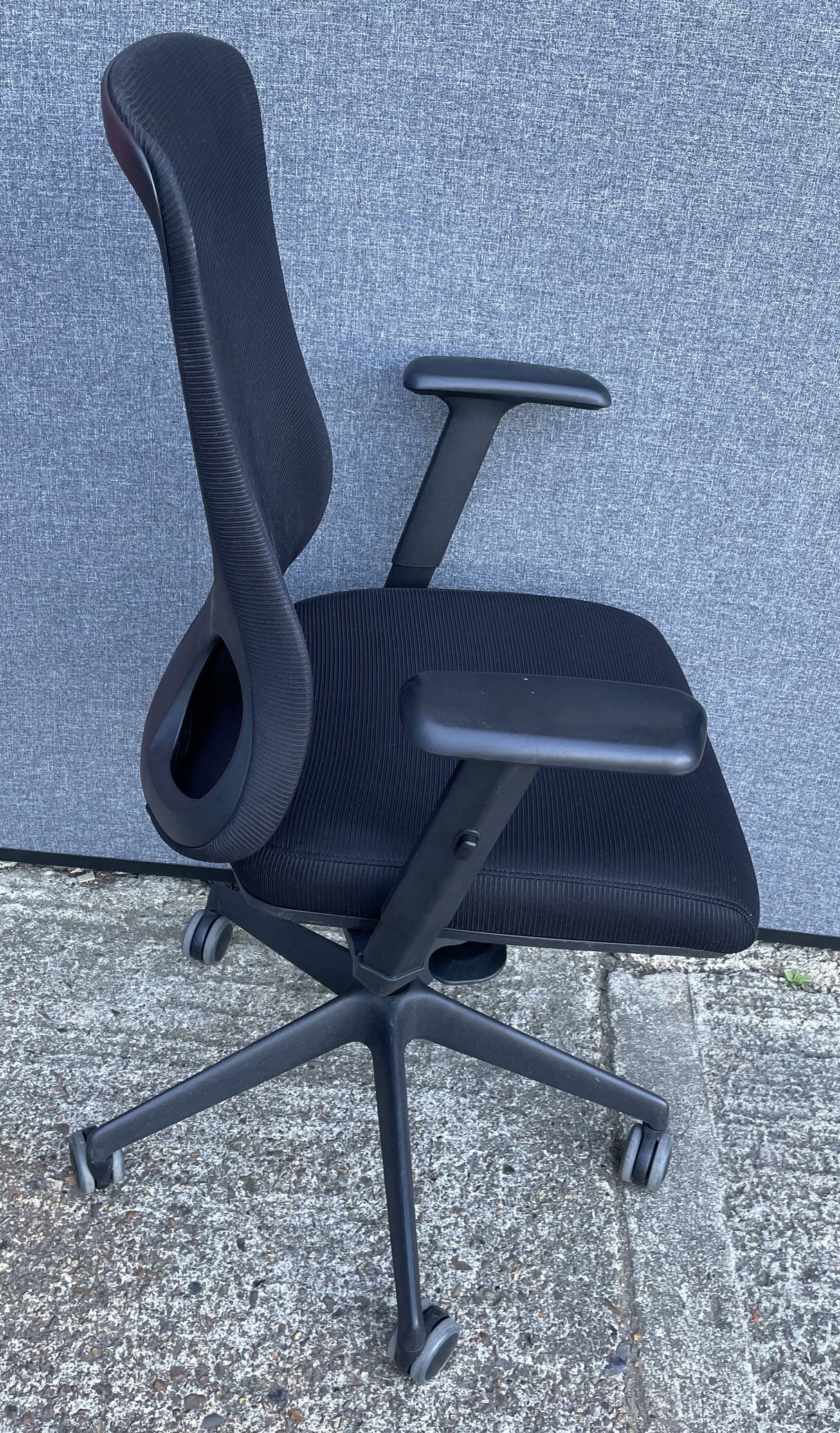 Mesh Back Operator Chair Black Fabric Seat