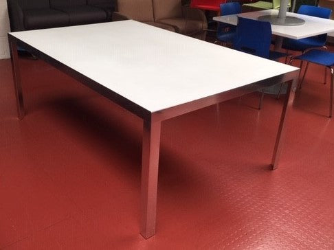 White Glass Top & Chrome Legs Table