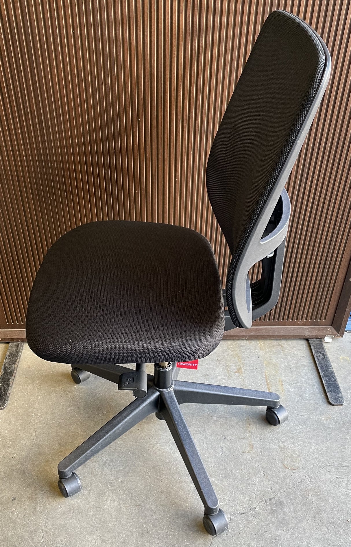 Haworth Lively Task Chair No Arms