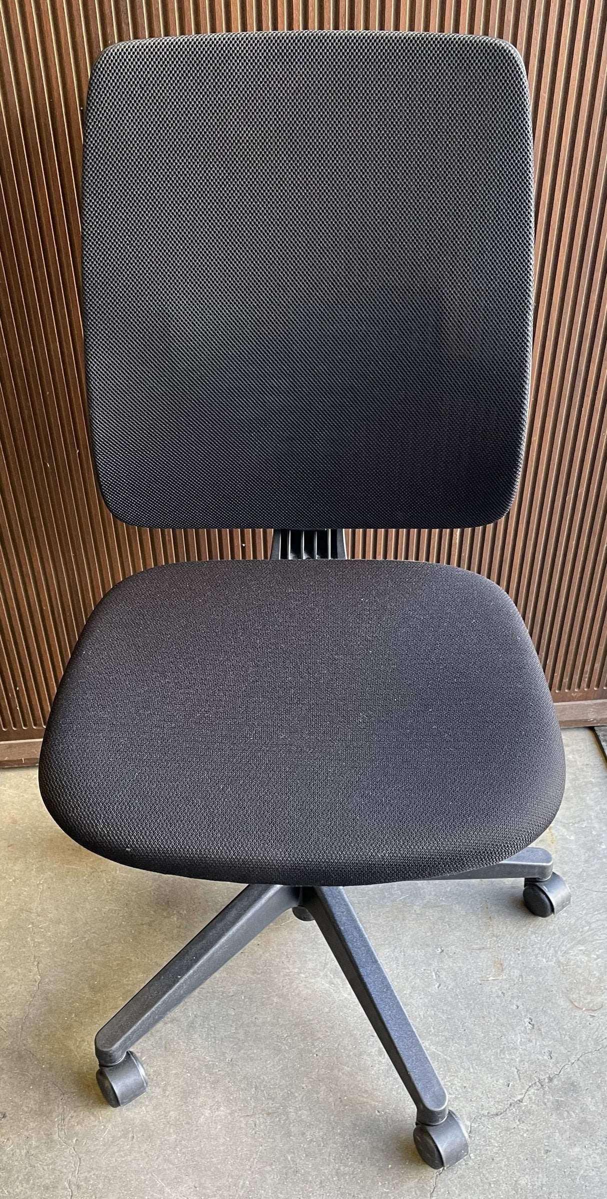 Haworth Lively Task Chair No Arms