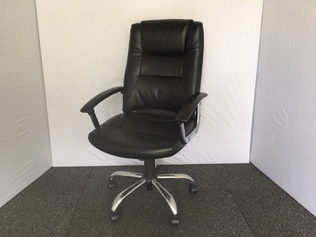 Black Leather & Chrome Executive Desk Chair