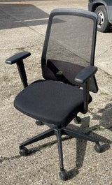 Interstul Black Mesh Back Operator Chair