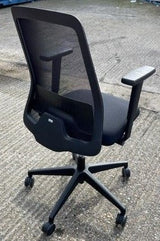 Interstul Black Mesh Back Operator Chair