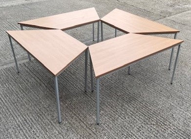 Beach Triapsal Table Configurations