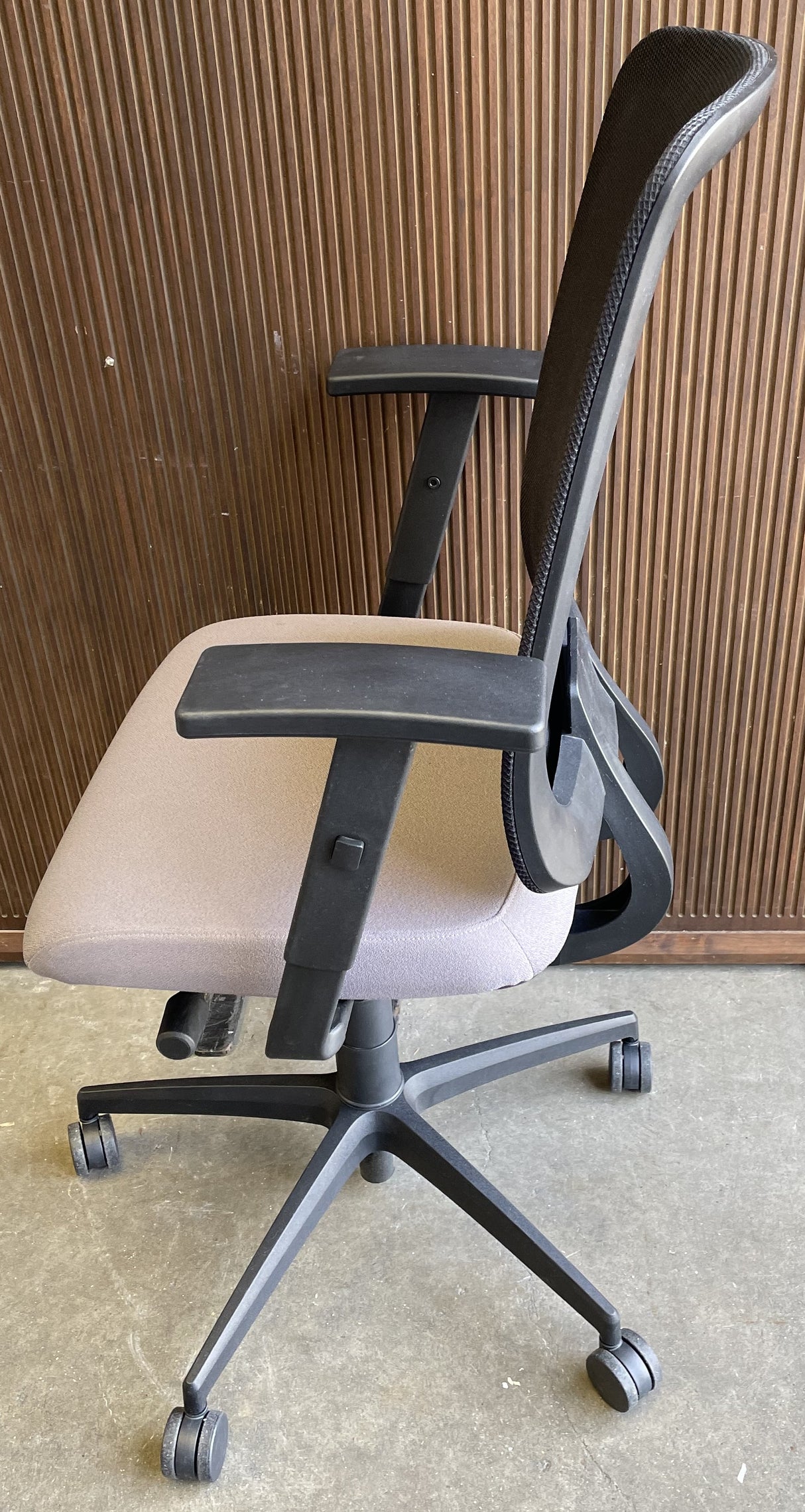 OCEE Absolute Mesh Back Task Chair