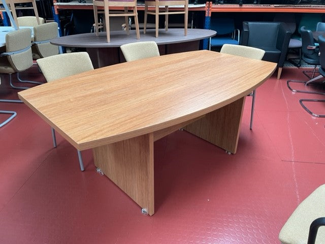 Oak Medium Boardroom Table With Panel End