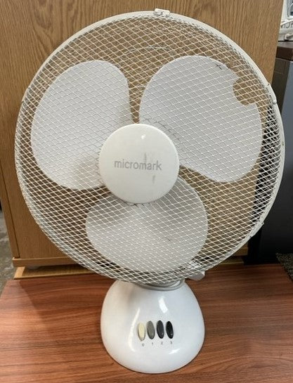 White Micromark Desk Top Fan