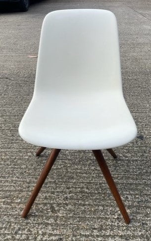 Tono White & Wood Leg Chair