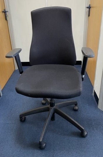 Connection Black Task Chair