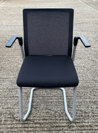 Black Mesh Back Grey Frame Visitors Chair